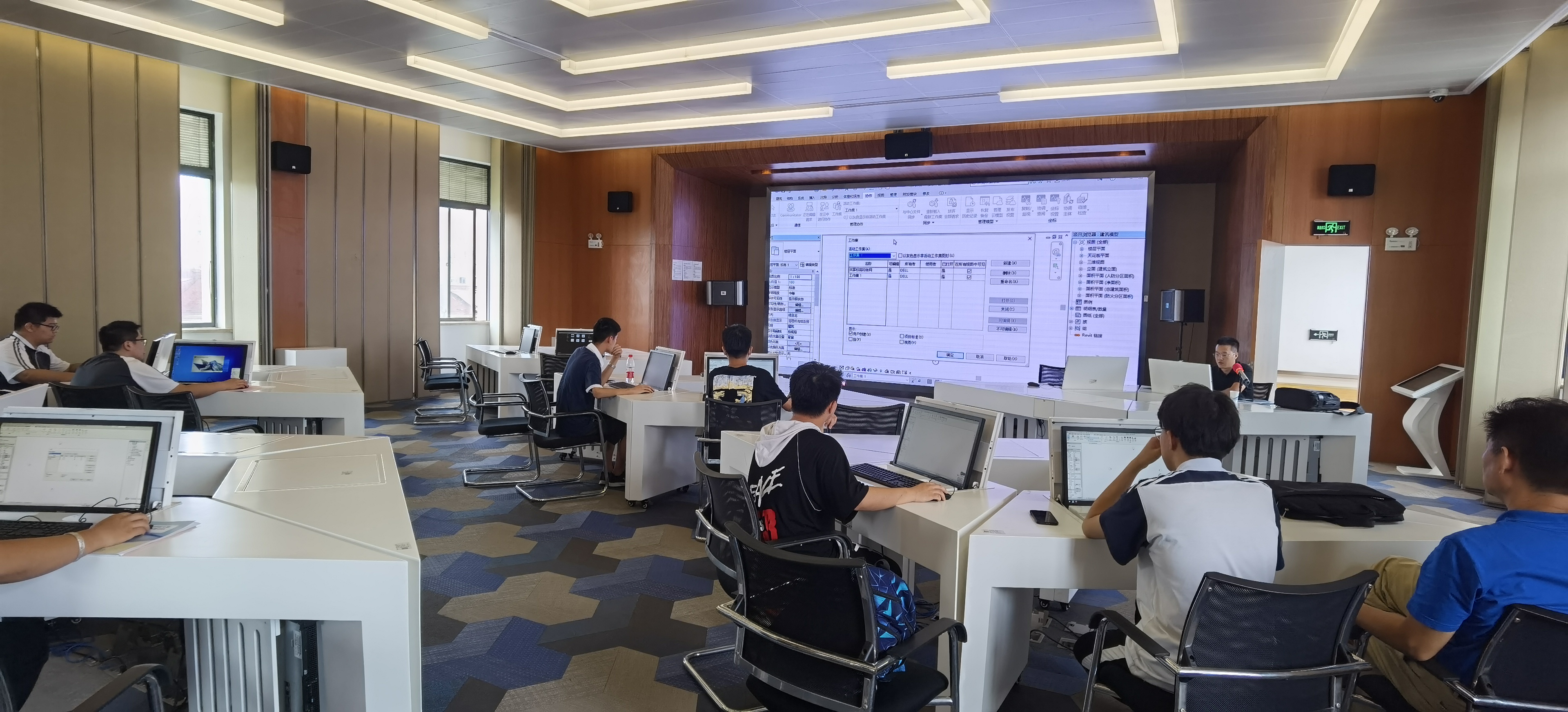 备战‘世赛’-上海市建筑信息模型技术精英齐聚上海集训基地